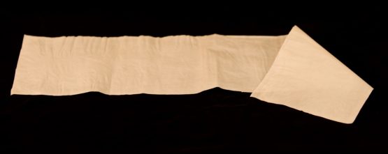 Goldschlägerhaut dreilagig weiss ca. 15 x 60 cm, ca. 0,06 mm dick
